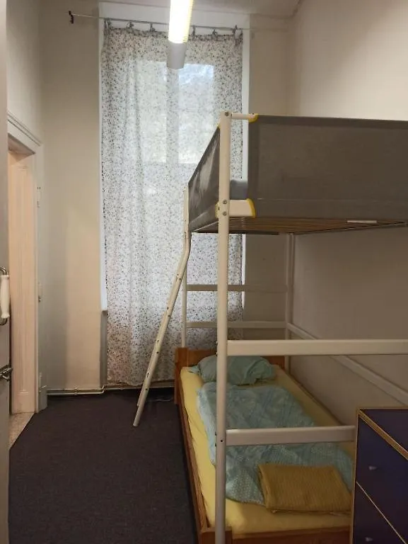 Rooms Veveri - Uvoz, 10 Min Pesky Do Centru Brno 0*,