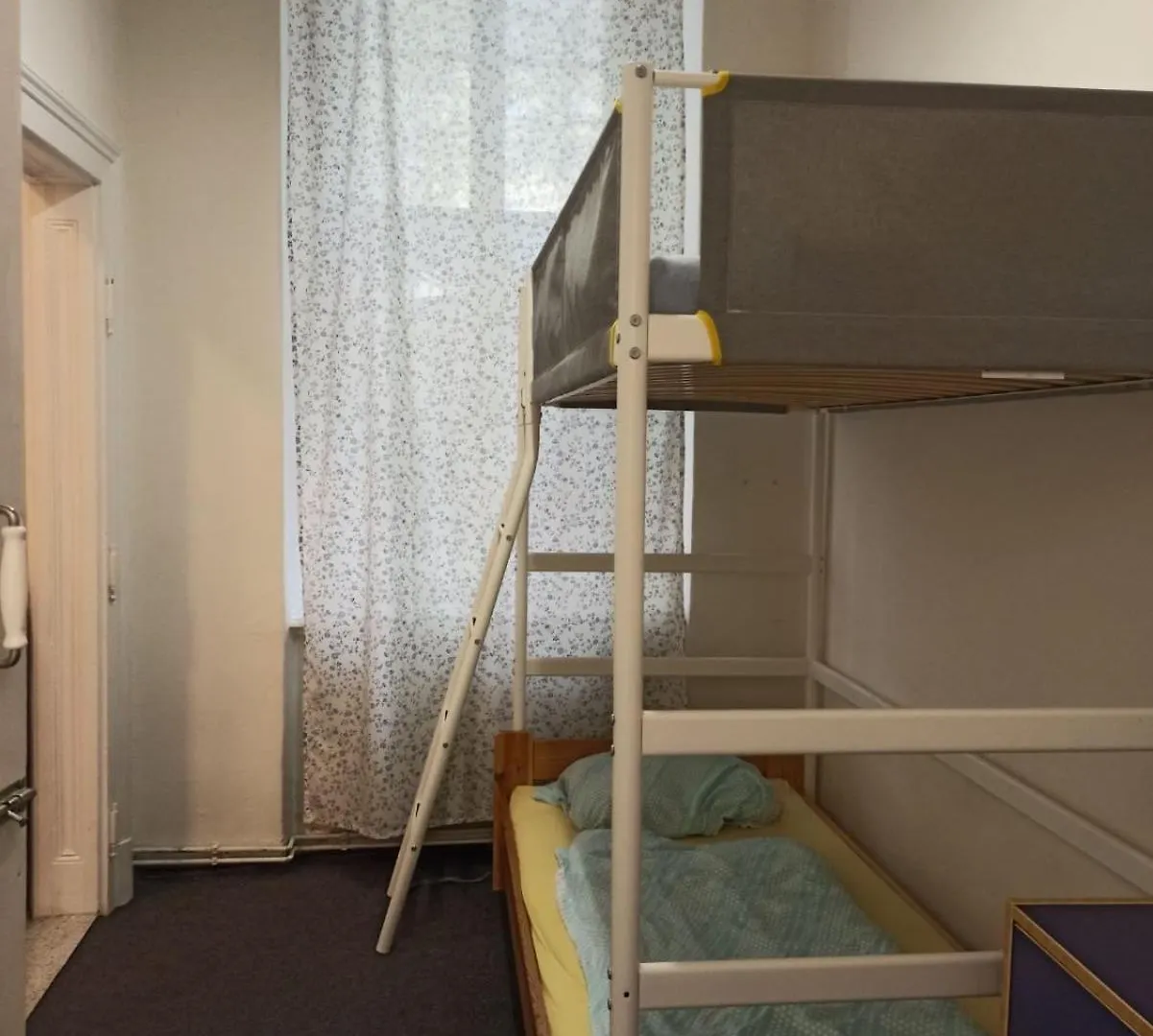 Rooms Veveri - Uvoz, 10 Min Peski Do Centru Brno 0*,