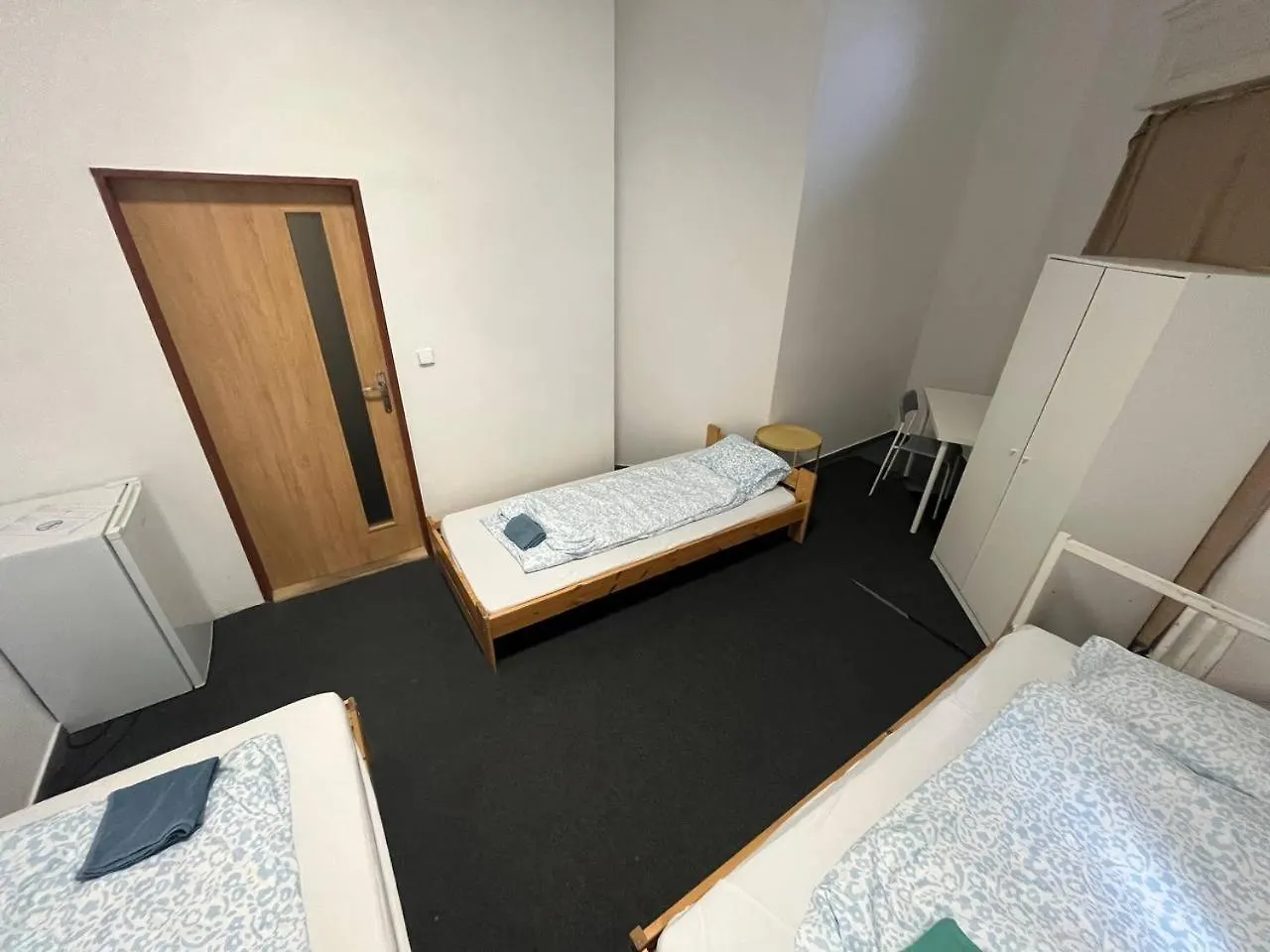 Hostel Rooms Veveri - Uvoz, 10 Min Peski Do Centru Brno